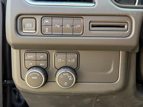 Used 2022 Chevrolet Tahoe LS AWD/4WD image 31