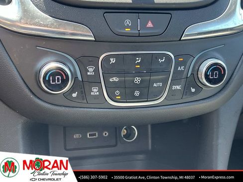 Certified 2024 Chevrolet Equinox LT FWD image 22