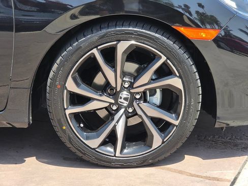 Used 2020 Honda Civic Sport image 13