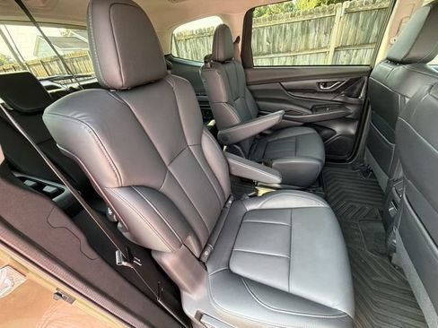 Certified 2026 Subaru Ascent Premium AWD/4WD image 29
