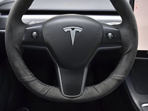 Used 2022 Tesla Model 3 RWD image 7