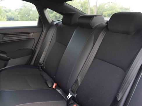 Used 2024 Honda Civic Sport image 18