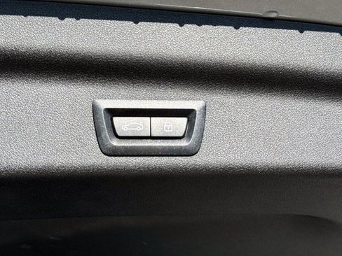 Used 2025 BMW X1 M35i w/ Shadowloine Package image 12