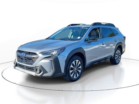 Certified 2023 Subaru Outback Limited XT image 3