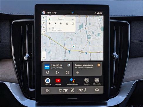 Certified 2025 Volvo XC90 T8 Plus w/ Protection Package Premier image 15