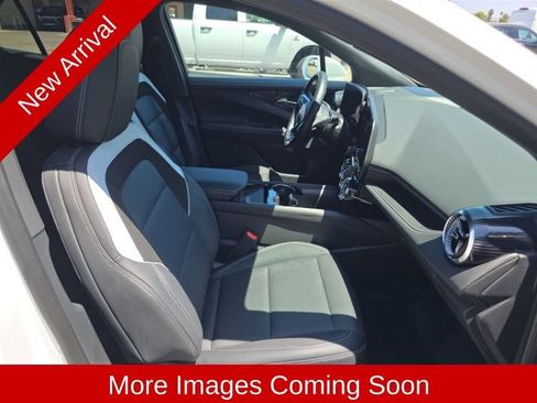 Used 2024 Chevrolet Blazer EV LT AWD/4WD image 14