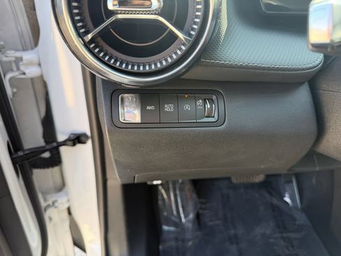 Used 2025 Chevrolet Equinox LT w/ Convenience Package II AWD/4WD image 18