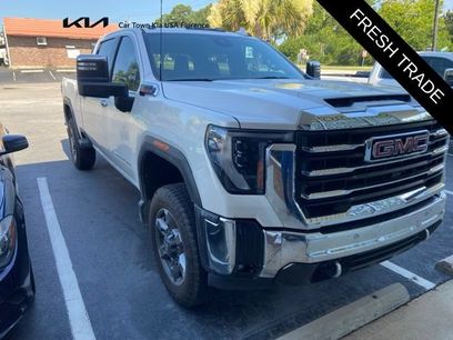 Used 2025 GMC Sierra 2500 SLT w/ SLT Premium Package