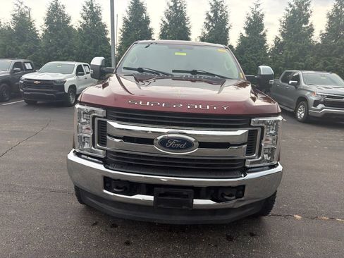 Used 2017 Ford F250 XLT AWD/4WD image 8