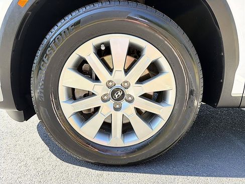 Used 2025 Hyundai Palisade SE FWD image 8