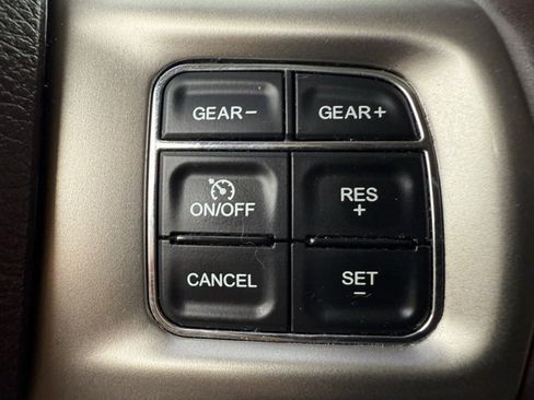 Used 2016 RAM 1500 Laramie w/ Convenience Group image 15