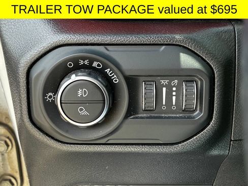 Used 2022 Jeep Gladiator Rubicon w/ LED Lighting Group AWD/4WD image 9