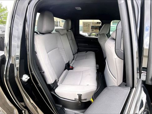 Used 2025 Toyota Tacoma SR5 RWD image 18