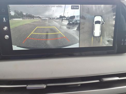 Used 2025 Hyundai Palisade SEL FWD image 29