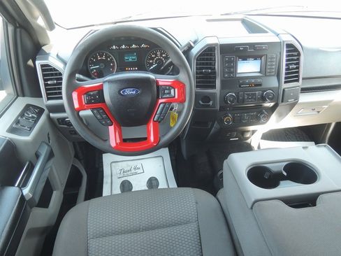 Used 2018 Ford F150 XLT image 12