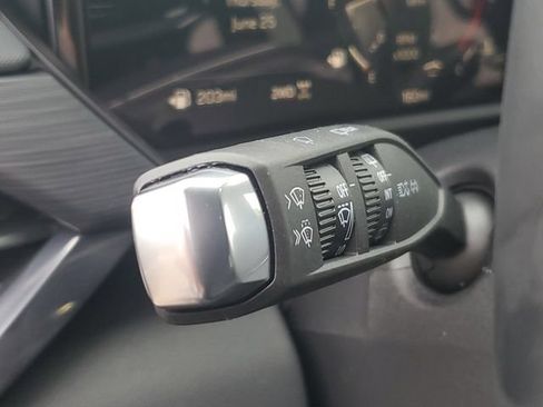 New 2026 GMC Acadia AT4 w/ Luxury Package AWD/4WD image 10