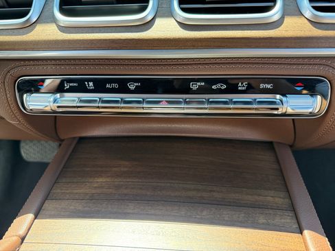 Certified 2024 Mercedes-Benz GLE 350 4MATIC image 31