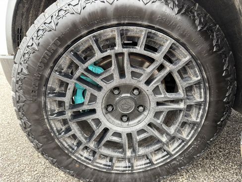 Used 2017 Honda CR-V EX-L image 23