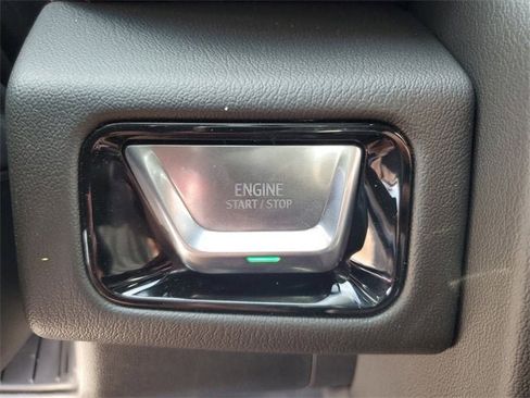 New 2026 GMC Yukon XL Denali image 24