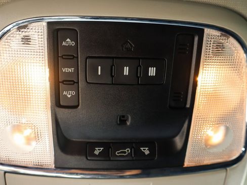 Used 2019 Dodge Durango GT image 27