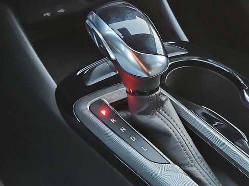 Certified 2024 Buick Envista Sport Touring w/ Advanced Safety Package image 14