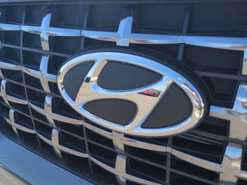 New 2026 Hyundai Venue SEL image 13