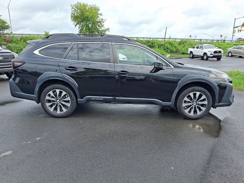 Certified 2023 Subaru Outback Limited AWD/4WD image 9