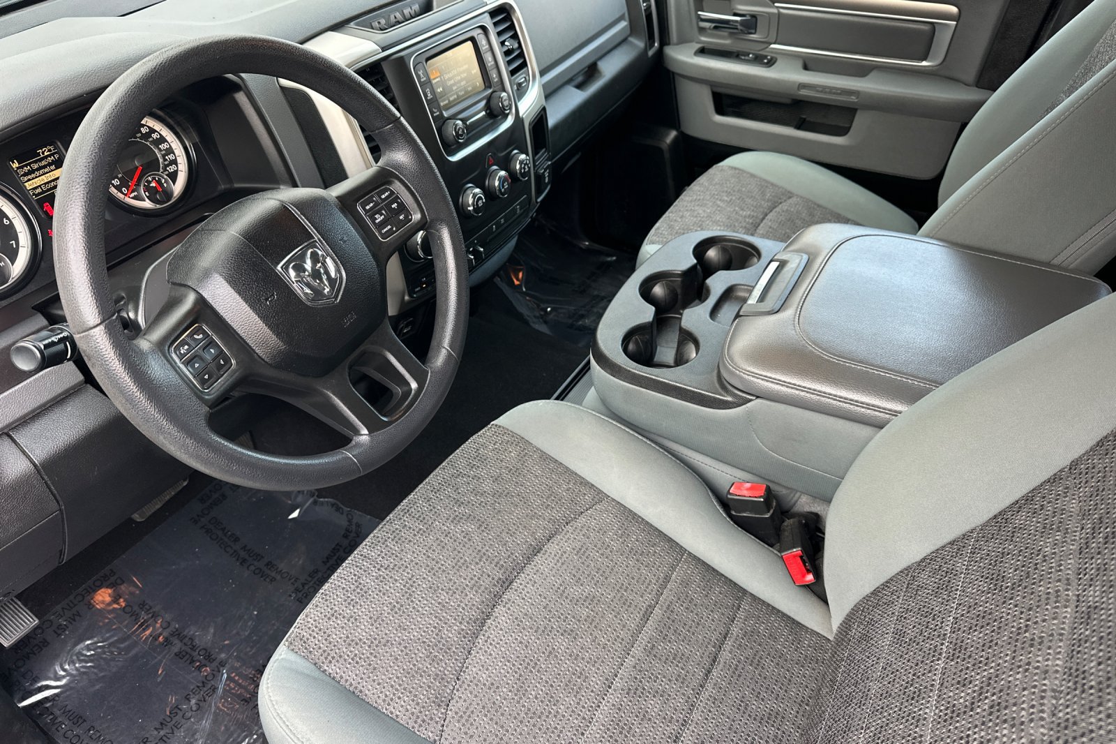 Used 2018 RAM 1500 Classic SLT AWD/4WD image 10