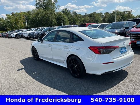 Certified 2024 Honda Civic Sport image 5