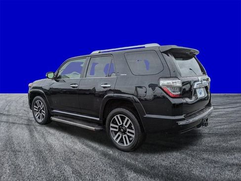 Used 2022 Toyota 4Runner Limited AWD/4WD image 6