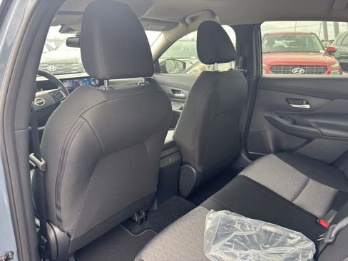 New 2026 Nissan Sentra SV w/ SV Convenience Package FWD image 15