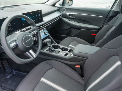 New 2026 Hyundai Sonata SE FWD image 18