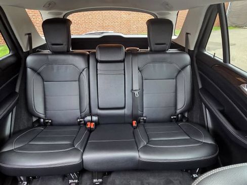 Used 2014 Mercedes-Benz ML 350 4MATIC w/ Premium 1 Package image 8