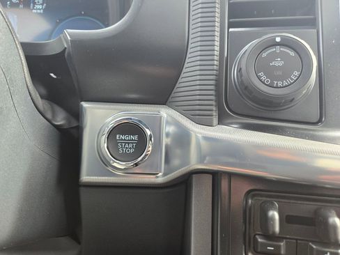 New 2025 Ford F150 Lariat w/ Equipment Group 502A High image 19