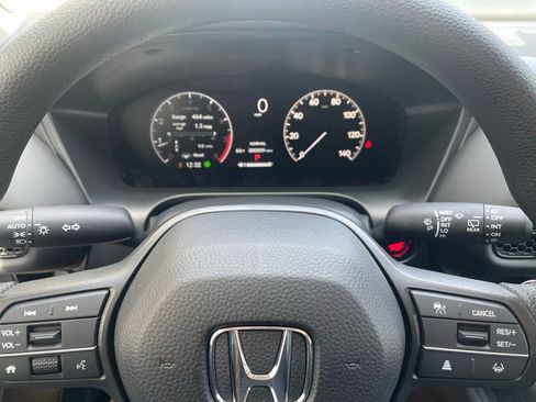New 2026 Honda HR-V LX image 16