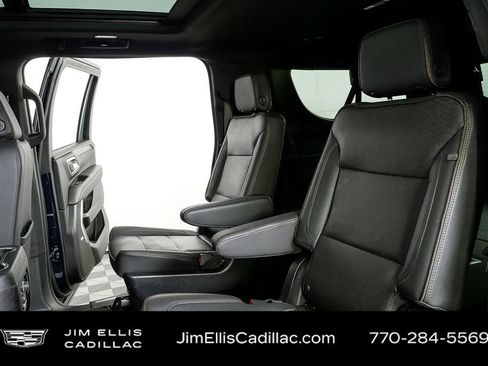 Used 2023 Chevrolet Suburban High Country w/ Premium Package 2 image 22