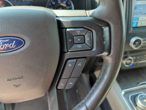 Used 2019 Ford Expedition Limited w/ Equipment Group 301A AWD/4WD image 20