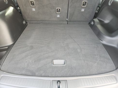 Used 2024 Jeep Grand Cherokee Altitude image 32