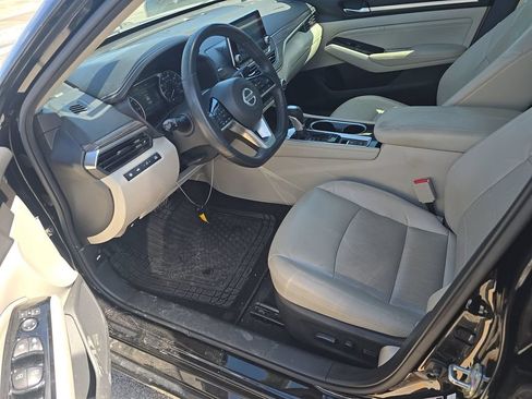 Used 2021 Nissan Altima 2.5 SL FWD image 8