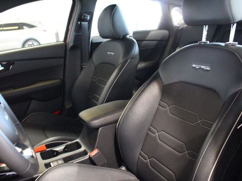 Certified 2023 Kia Forte GT-Line w/ GT-Line Technology Package image 17