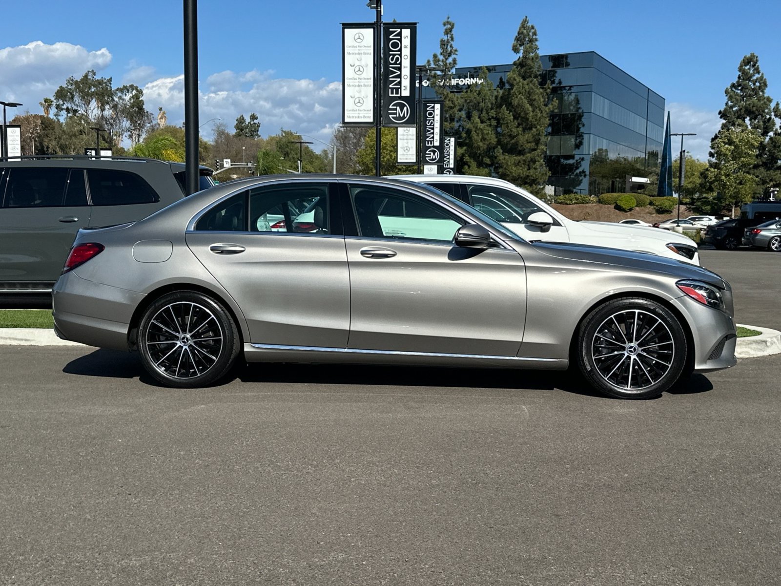 Used 2020 Mercedes-Benz C 300 Sedan image 2