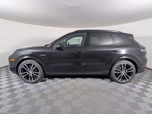 New 2026 Porsche Cayenne S AWD/4WD image 2