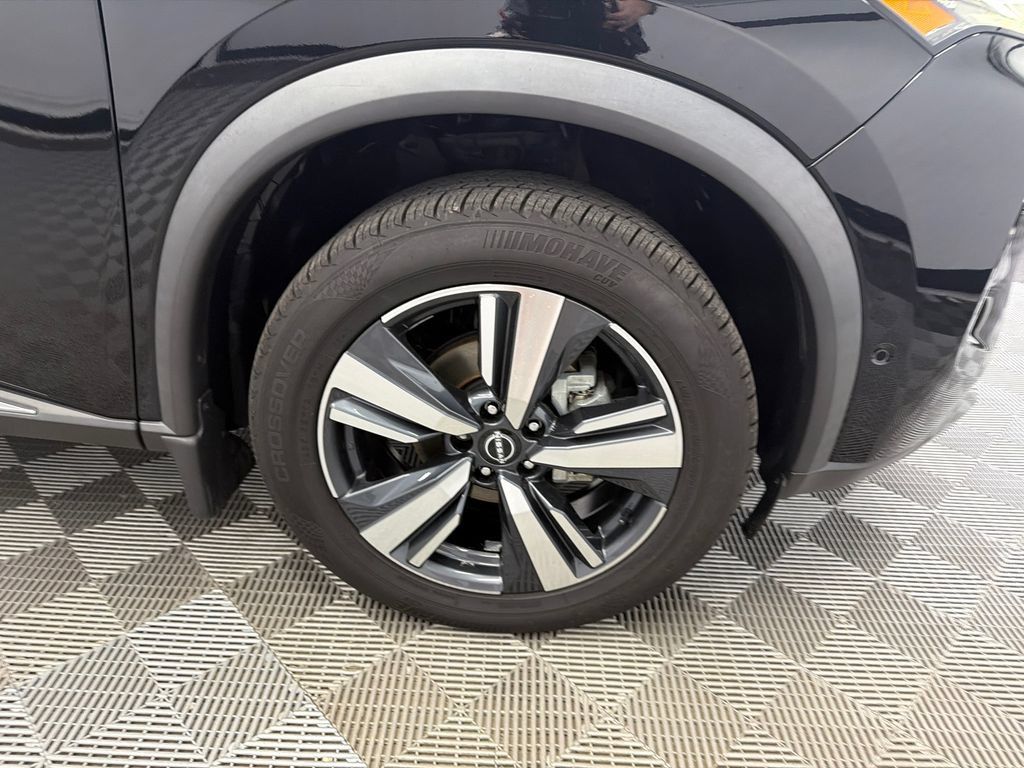 Used 2023 Nissan Rogue SL w/ SL Premium Package FWD image 14