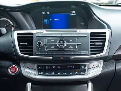 Used 2015 Honda Accord EX image 21