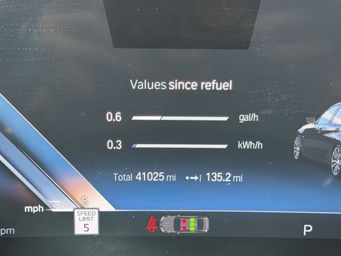 Used 2024 BMW 330e w/ Premium Package RWD image 14