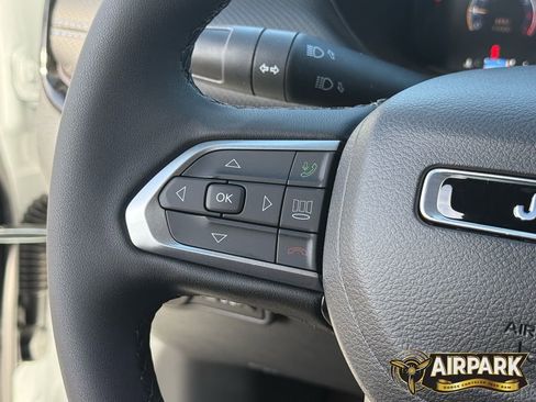New 2026 Jeep Compass Limited w/ Sun, Sound & Navigation Group AWD/4WD image 16