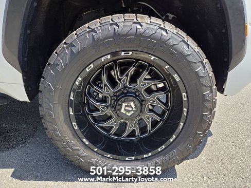 Used 2025 Toyota Tundra TRD Pro AWD/4WD image 26