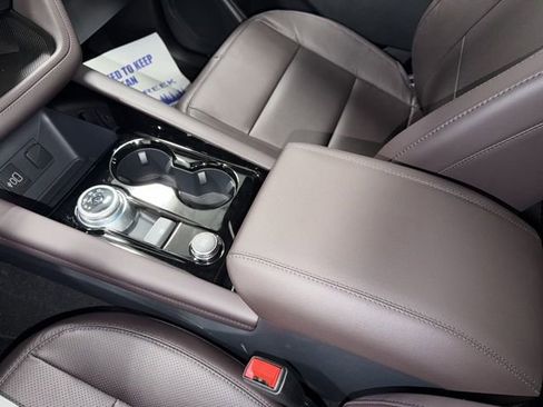 New 2026 Ford Explorer Platinum w/ LUX Leather Package image 21