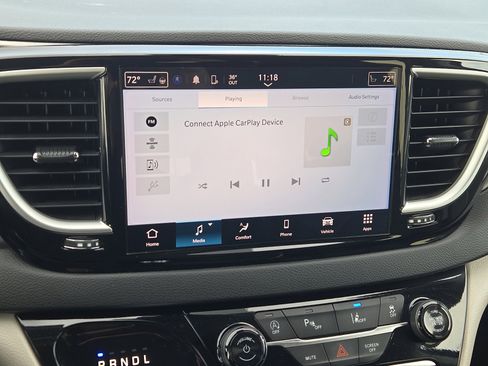 Used 2024 Chrysler Pacifica Touring-L image 10