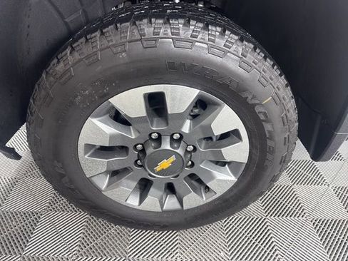 New 2026 Chevrolet Silverado 2500 Custom w/ Custom Value Package AWD/4WD image 7